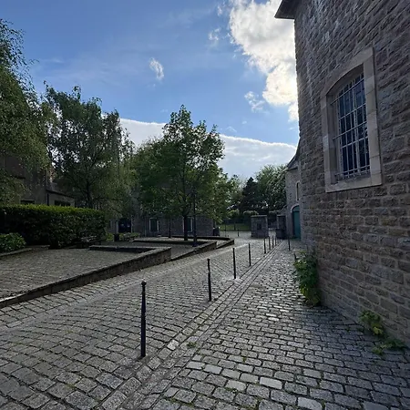 Maison Sur Quatre Etages En Plein Centre