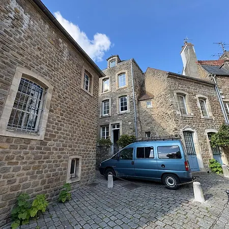Maison Sur Quatre Etages En Plein Centre * Boulogne-sur-Mer